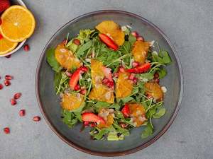 Drivu Orange Strawberry Salad