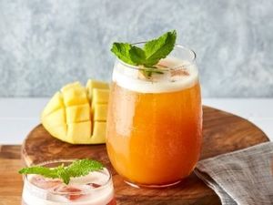 Drivu Mango Shaken Iced Tea