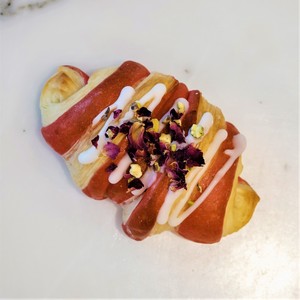 Drivu Rose Croissant