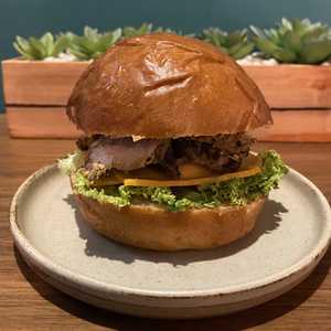 Drivu Italian Poulet Brioche Bunn
