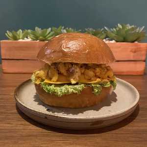 Drivu Scrambled Egg & Cheese Brioche Bunn