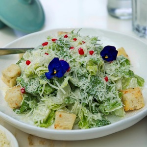 Drivu Classic Caesar Salad