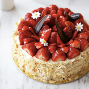 Drivu Strawberry Gateaux