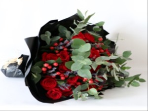 Drivu Classic Red Bouquet