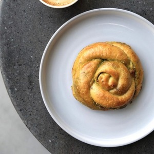 Drivu Zaatar Pesto Cheese Danish