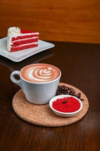 Drivu Hot Red Velvet Latte