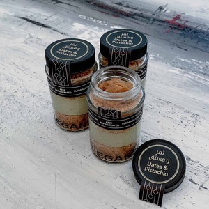 Drivu Dates Pistachio Cake Jar