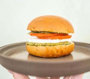 Drivu Caprese Sandwich Bun