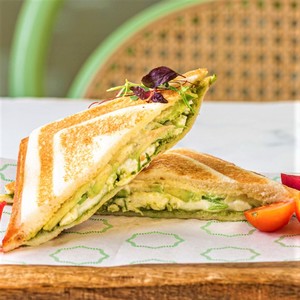 Drivu Abokado Sando