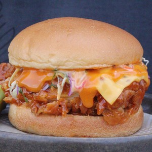 Drivu Honey Sriracha Chicken Burger		