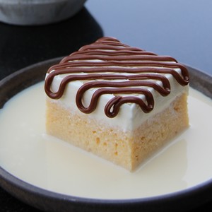 Drivu Quatro Leches Cake