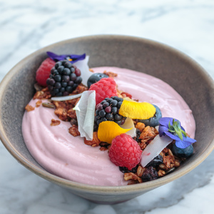 Drivu Summer Berry Granola Parfait