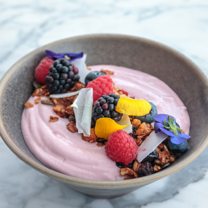 Drivu Summer Berry Granola Parfait