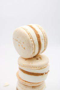 Drivu Kinder Macaron Ice Cream