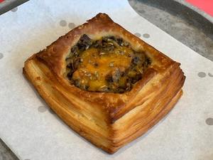 Drivu Mushroom Cruffin