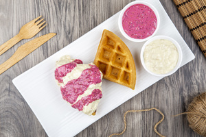 Drivu وافلز رافايلو مع رازبيري Waffle Rafaello with Raspberry