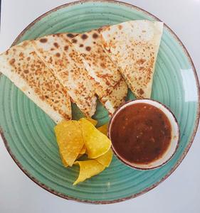 Drivu Quesadilla tinga