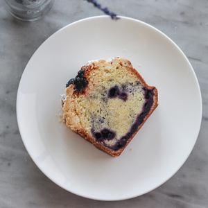 Drivu Berries Crumble Cake
