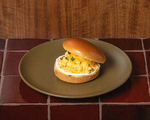 Drivu Egg & Cheese Bun