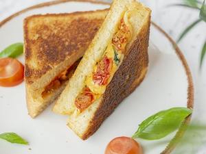Drivu 3 Cheese Sandwich