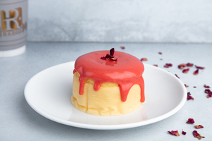 Drivu Rose Japanese Cake