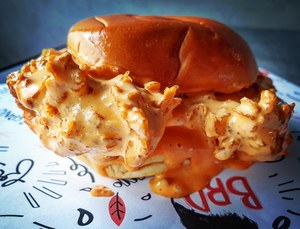 Drivu Insanity Chicken Sando