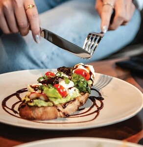 Drivu Smashed Avo Toast with Burrata Cherry Tomato