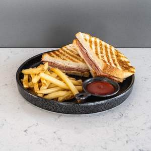 Drivu Pastrami Sandwich