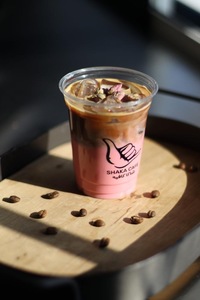 Drivu Iced Rose Latte