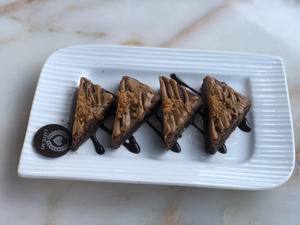 Drivu Special Lotus Brownies