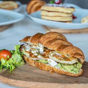 Drivu Halloumi Croissant