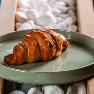 Drivu Almond Croissant