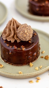 Drivu Hazelnut Cake