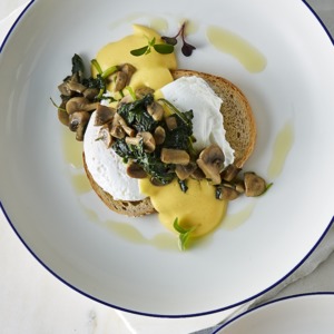 Drivu Eggs Benedict