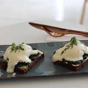 Drivu Egg Benedict With Spinach