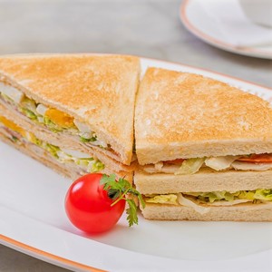 Drivu Angelina Club Sandwich