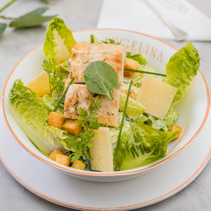 Drivu Angelina Chicken Caesar Salad