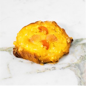 Drivu Egg & Tomato Croissant