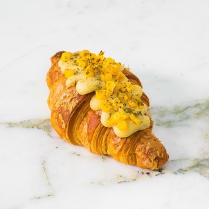 Drivu Tuna & Corn Corissant