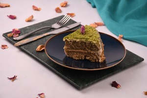 Drivu Pistachio Cake