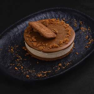 Drivu Lotus Cake
