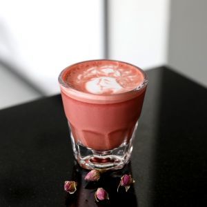 Drivu Hot Rose Latte