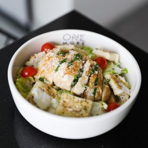 Drivu Chicken Caesar Salad