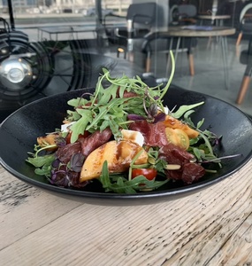 Drivu Caramelized Grilled Peach Salad w/ Bresaola
