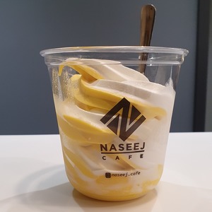 Drivu Mixed Mango & Vanilla Ice Cream