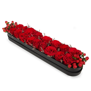 Drivu Red Roses Hypericom in Luxury Black Box (BO7)