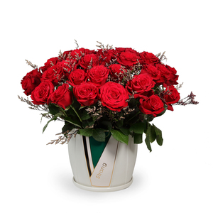 Drivu Red Roses in Luxury Ceramic Vase (V13)