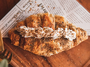 Drivu Labneh And Zaatar Croissant