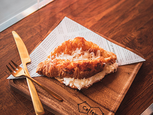 Drivu Cheese Croissant