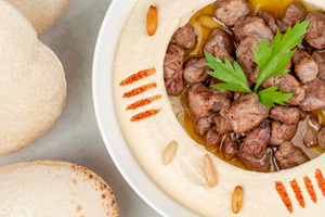 Drivu Hummus with Meat & Pine Nuts